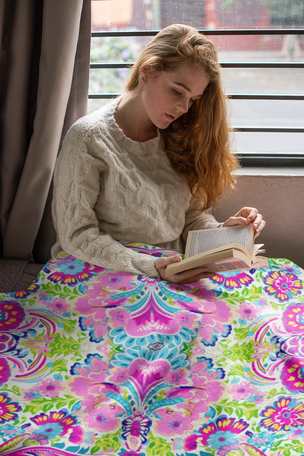 Blissful Bloom - Velveteen Plush Blanket